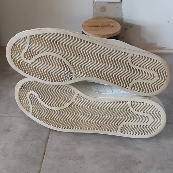 ADIDAS size 12 - Picture 5 of 5